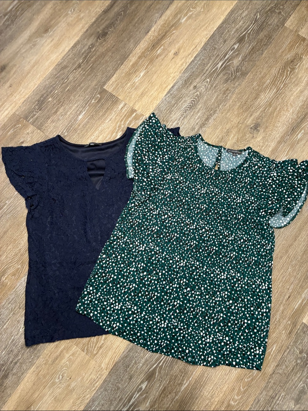 Adrianna Papell Green And Navy Flutter Sleeve Blouses Duo